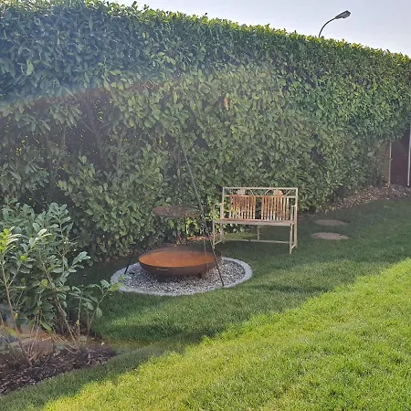 Schoene Mit Ausblick Und Gartensitzplatz * Lorrach
