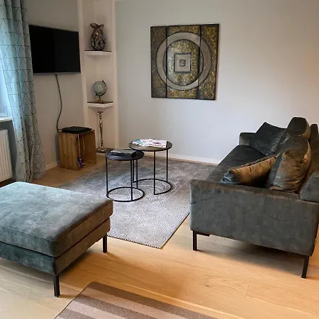 Apartamento Schoene Mit Ausblick Und Gartensitzplatz Lörrach