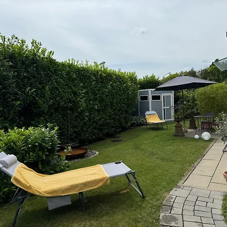 Schoene Mit Ausblick Und Gartensitzplatz Lorrach